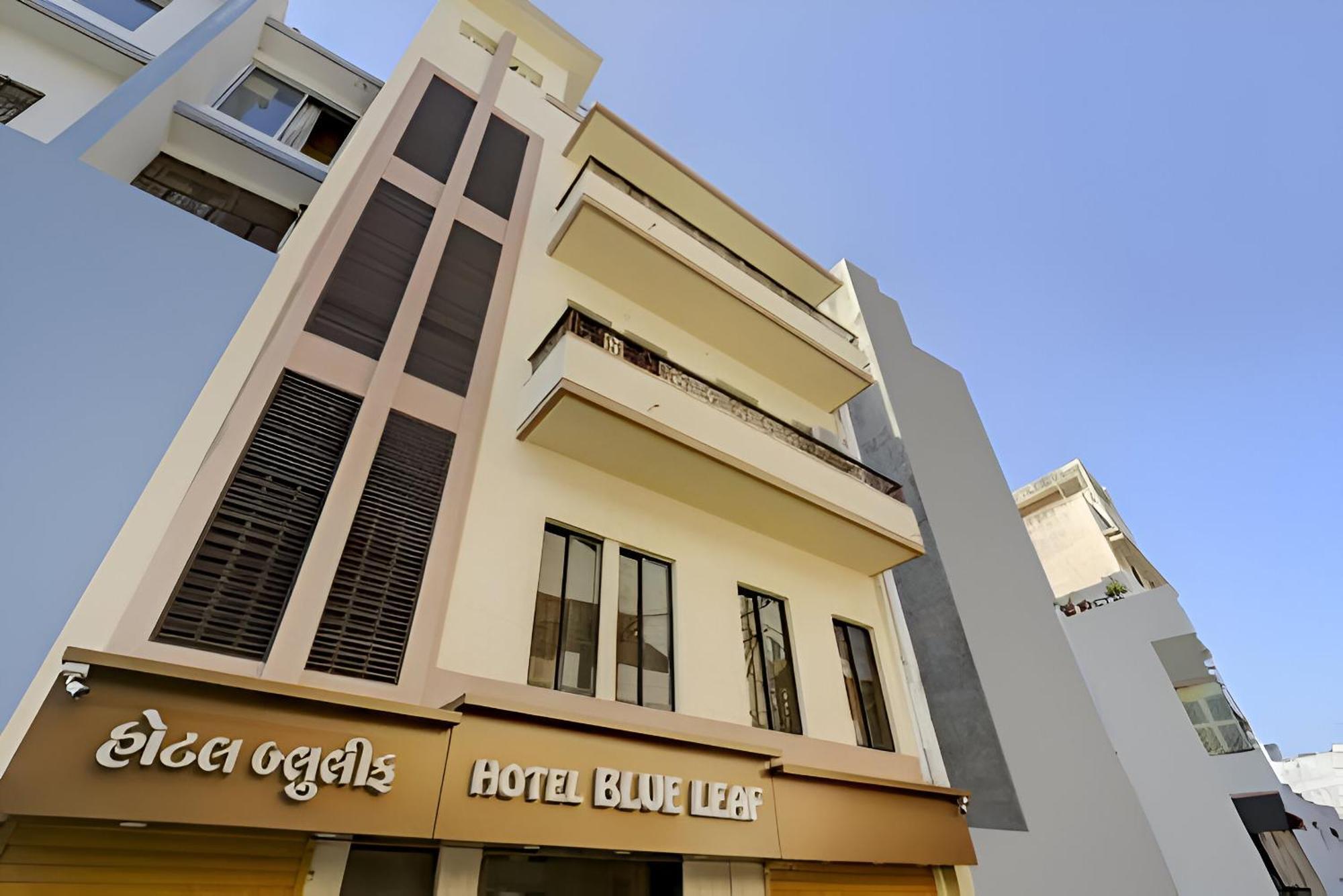 Hotel Blue Leaf Rajkot Luaran gambar
